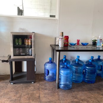 Smog Express Richmond - Looks like a refreshment area for waiting customers - Smog Check Stations Near Me - Richmond, California Smog Express Richmond - Looks like a refreshment area for waiting customers - Smog Check Stations Near Me - Richmond, California