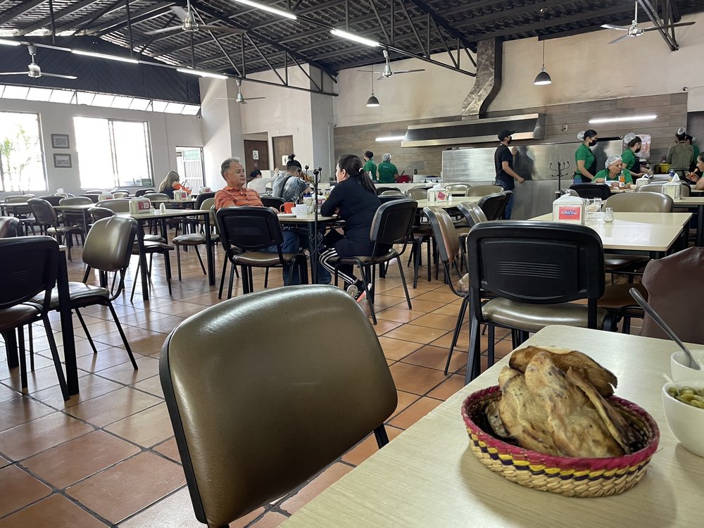 Carnes Asadas Saby las Hermanas Coraje