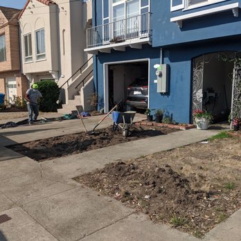 Shambhala Landscapes - Before photo of front yard and driveway - Landscaping Near Me Shambhala Landscapes - Before photo of front yard and driveway - Landscaping Near Me