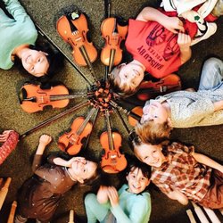 Artistic kids with their fiddles!