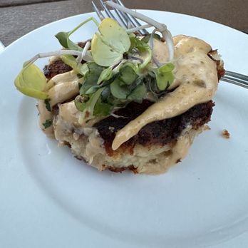 15 Point Rd - Crab cakes - Seafood Near Me - Portsmouth, Rhode Island