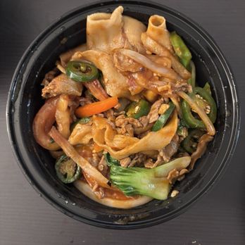Kwan Mein - N210.Signature Tomato Stir-Fried Kwan Mein Noodle - Chinese Near Me - Chandler, Arizona