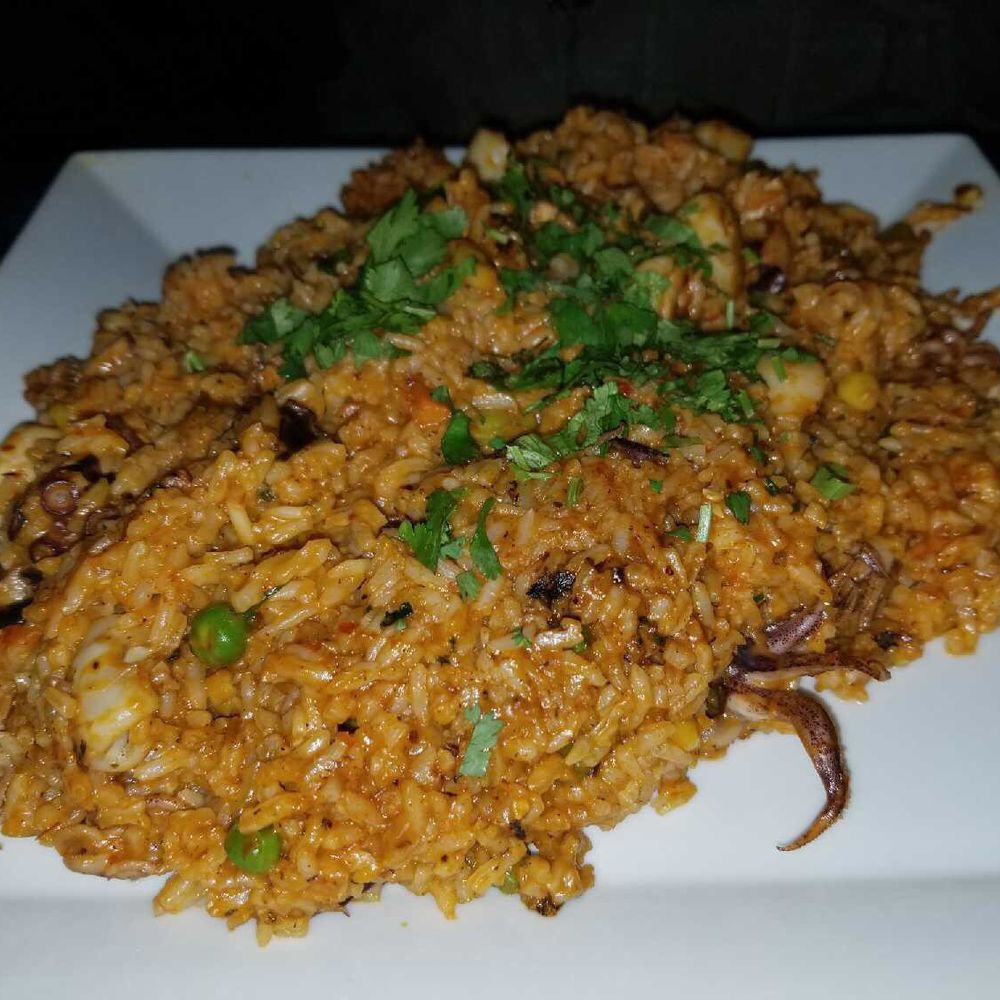 Mamita Peruvian Restaurant - Arroz con mariscos - seafood rice different than Chinese fried rice. Great flavor. - Peruvian Near Me - Glendale, California Mamita Peruvian Restaurant - Arroz con mariscos - seafood rice different than Chinese fried rice. Great flavor. - Peruvian Near Me - Glendale, California