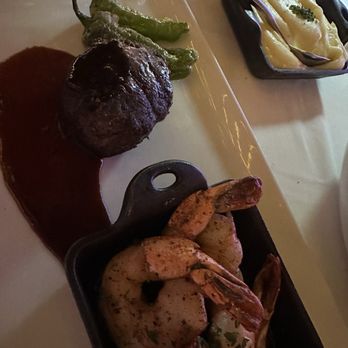 Oscar's Steakhouse - Surf and turf - Steakhouses Near Me - Las Vegas, Nevada Oscar's Steakhouse - Surf and turf - Steakhouses Near Me - Las Vegas, Nevada