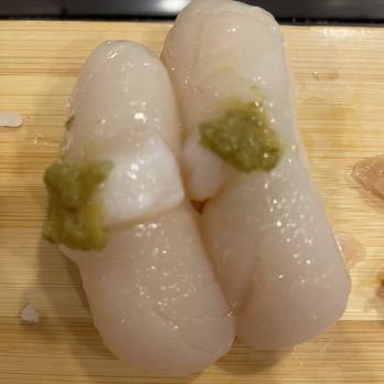 Sushi Gen - Hotate - Sushi Bars Near Me - Los Angeles, California