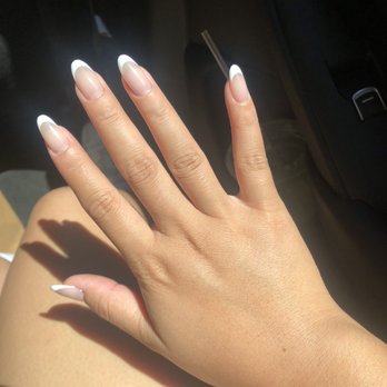 CLEO Nail Bar - Nail Salons Near Me - Pasadena, California