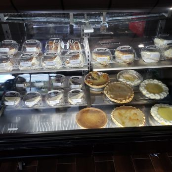 Dinwiddie Diner - Locally made cheesecake and pie. - American Near Me - Dinwiddie, Virginia