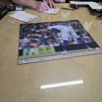 Art & Frames Custom Picture Framing - Kike Hernandez signed photo - Framing Near Me - Bellflower, California Art & Frames Custom Picture Framing - Kike Hernandez signed photo - Framing Near Me - Bellflower, California
