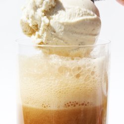Ma & Pops Country Kitchen - COOL! Rootbeer Float
