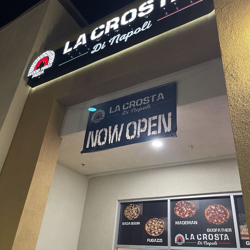 La Crosta Di Napoli - Outdoor signage - Pizza Near Me - Whittier, California La Crosta Di Napoli - Outdoor signage - Pizza Near Me - Whittier, California