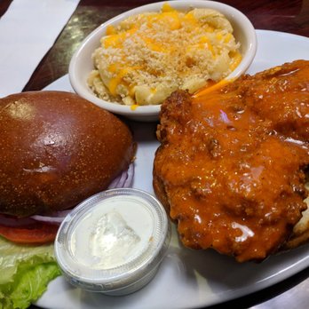 Benchwarmer's - Buffalo Chicken Sandwich with Mac and cheese - American Near Me - Atlanta, Georgia Benchwarmer's - Buffalo Chicken Sandwich with Mac and cheese - American Near Me - Atlanta, Georgia