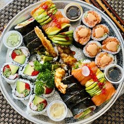Minami sushi - Newmarket - RP01 ROLL PLATTER A (30pcs) - california, spicy salmon, A.S dragon, dynamite