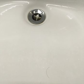 Red Carpet Inn - The sink was broken and had a hair from a previous guest. - Hotels Near Me - North Chicago, Illinois Red Carpet Inn - The sink was broken and had a hair from a previous guest. - Hotels Near Me - North Chicago, Illinois