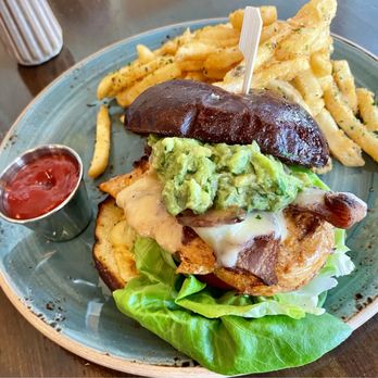 Blue Hound Kitchen & Cocktails - New American Near Me - Phoenix, Arizona