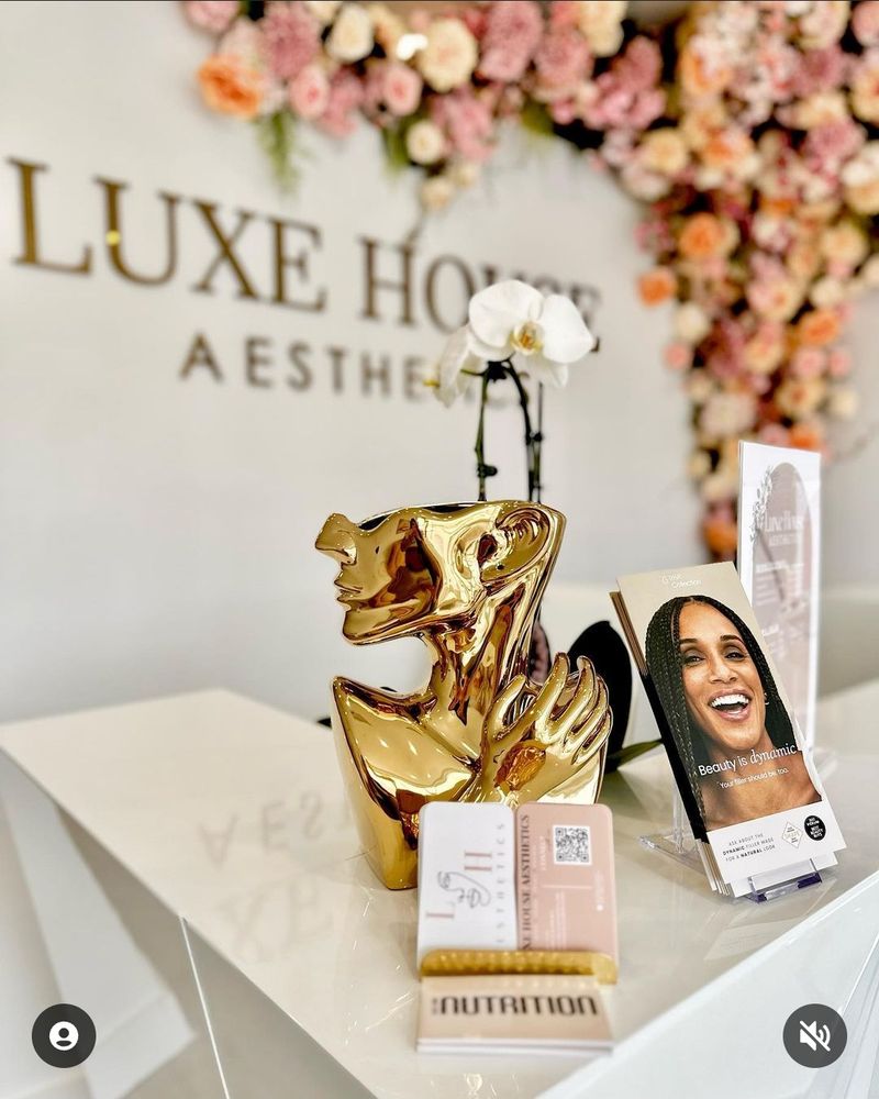 Luxe House Aesthetics Logo