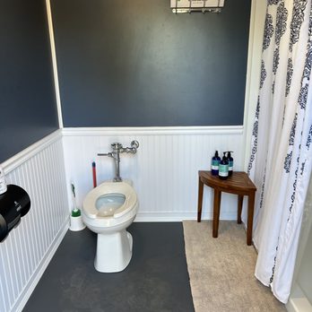 Mandala Springs - Clean bathrooms with showers - Venues & Event Spaces Near Me - Cobb, California