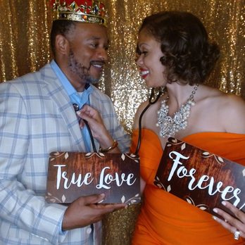 Future Flashback Photo Booth - Photo Booth Rentals Near Me Future Flashback Photo Booth - Photo Booth Rentals Near Me