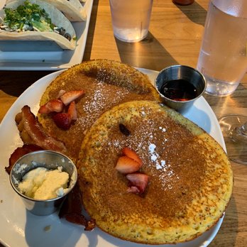 bellagreen - Lemon poppyseed pancakes & veggie tacos - Salad Near Me - Plano, Texas bellagreen - Lemon poppyseed pancakes & veggie tacos - Salad Near Me - Plano, Texas