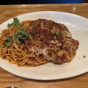 BJ's Restaurant & Brewhouse - Italian Chicken Parmigiana Pasta - New American Near Me - Palmdale, California BJ's Restaurant & Brewhouse - Italian Chicken Parmigiana Pasta - New American Near Me - Palmdale, California