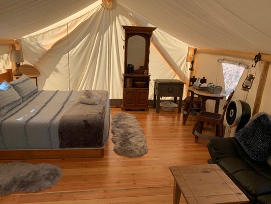 Umpqua's Last Resort - Wilderness Cabins, RV Park and Glamping by null