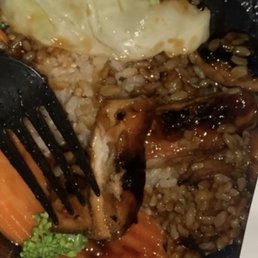 Burnt chicken & so much waba sauce. Burnt chicken & so much waba sauce.