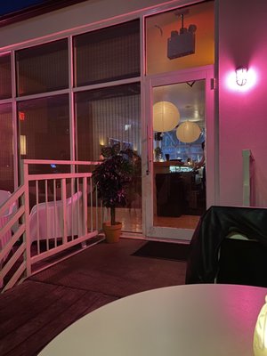 Twins Lounge by null