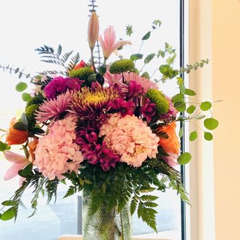 Kim Betts Floral Design - Florists Near Me - Parrish, Florida Kim Betts Floral Design - Florists Near Me - Parrish, Florida