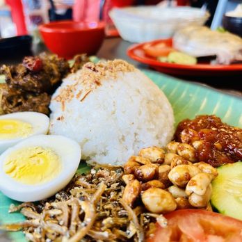Seasons Kitchen USA - Nasi Lemak Beef Rendang - Malaysian Near Me - Anaheim, California Seasons Kitchen USA - Nasi Lemak Beef Rendang - Malaysian Near Me - Anaheim, California