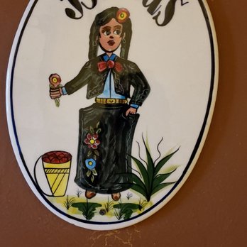 El Manantial - Women - Mexican Near Me - Amarillo, Texas