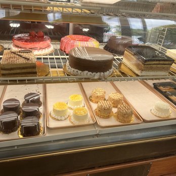 Versailles Bakery - Bakeries Near Me - Miami, Florida