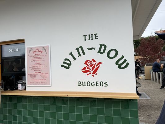 The Win~Dow by null