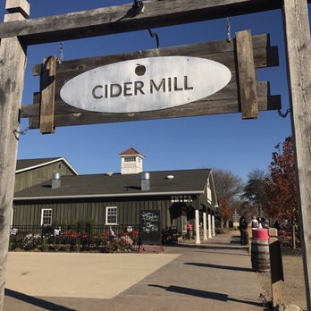 Blake's Orchard & Cider Mill - Outside of cider mill - Fruits & Veggies Near Me - Armada, Michigan Blake's Orchard & Cider Mill - Outside of cider mill - Fruits & Veggies Near Me - Armada, Michigan
