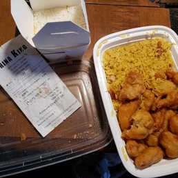 Paid $17 for this..  Crappy Sweet&Sour Chicken with NO SAUCE, no eggroll, and NO COMPLETE ORDER OF GENERAL TSO'S CHICKEN...