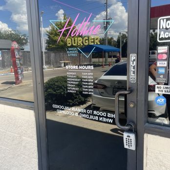 Hotline Burger - Burgers Near Me - Houston, Texas