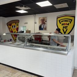 Antonio's Pizza Pit - Great food great price