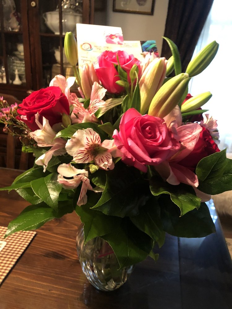 MAGIC WORLD OF ROSES Updated September 2024 331 Ampere Pkwy