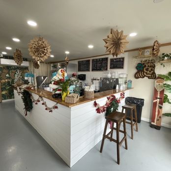 Get Lost - Nice, clean beautiful establishment!! - Desserts Near Me - Virginia Beach, Virginia
