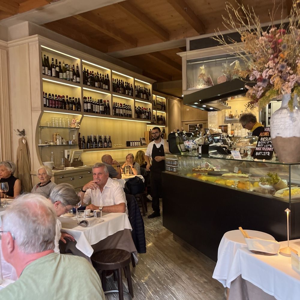 10 Reasons To Visit Verona Over Venice, image size:1000x1000