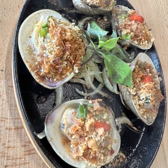 Drunken Lobster - sizzling clams - Vietnamese Near Me - Houston, Texas Drunken Lobster - sizzling clams - Vietnamese Near Me - Houston, Texas