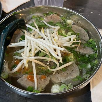 Pho Momma - Meatball noodle soup - Noodles Near Me - Sacramento, California Pho Momma - Meatball noodle soup - Noodles Near Me - Sacramento, California
