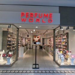 Perfume World - Store Enterance