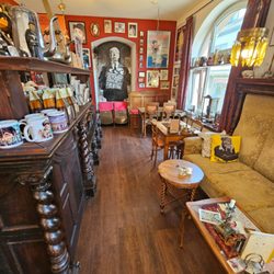 Cafe Sherlock