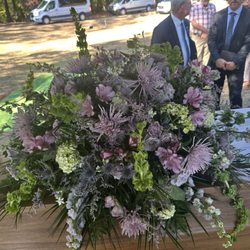 Ramona's Flowers - Casket Spray