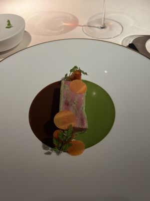 Lorenz Adlon Esszimmer by null