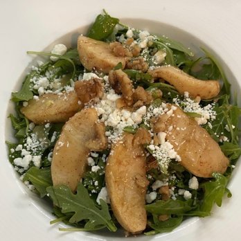 Farm To Table Bistro - Pete's Organic Baby Arugula Salad - American Near Me - Fishkill, New York
