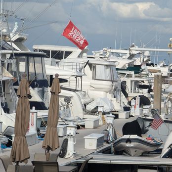 Riviera Dunes Dockside - Marina - Seafood Near Me - Palmetto, Florida