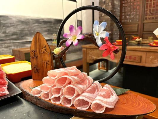 Wei Shu Wu Hot Pot 味蜀吾火锅 by null