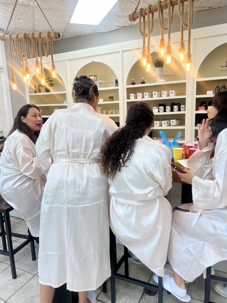 RAW Body Essentials Logo