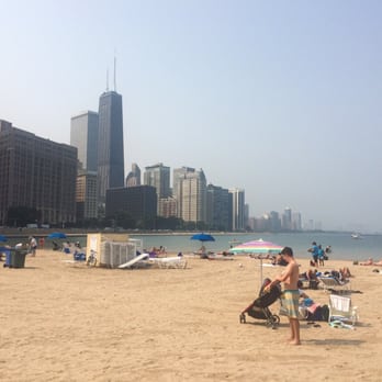 Oak Street Beach - Beaches Near Me - Chicago, Illinois Oak Street Beach - Beaches Near Me - Chicago, Illinois