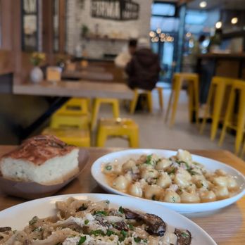 Forma Pasta Factory - Italian Near Me - Brooklyn, New York Forma Pasta Factory - Italian Near Me - Brooklyn, New York